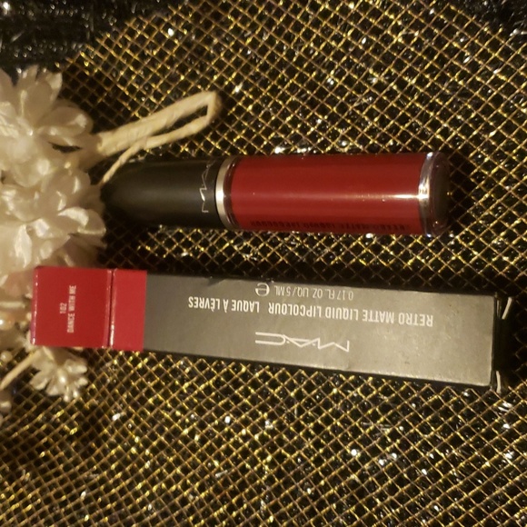 💙🌟🧚♀️DANCE WITH ME MAC Cosmetics Retro Matte Lipcolour NWT - Picture 5 of 7